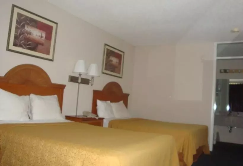 호텔 Americourt Extended Stays