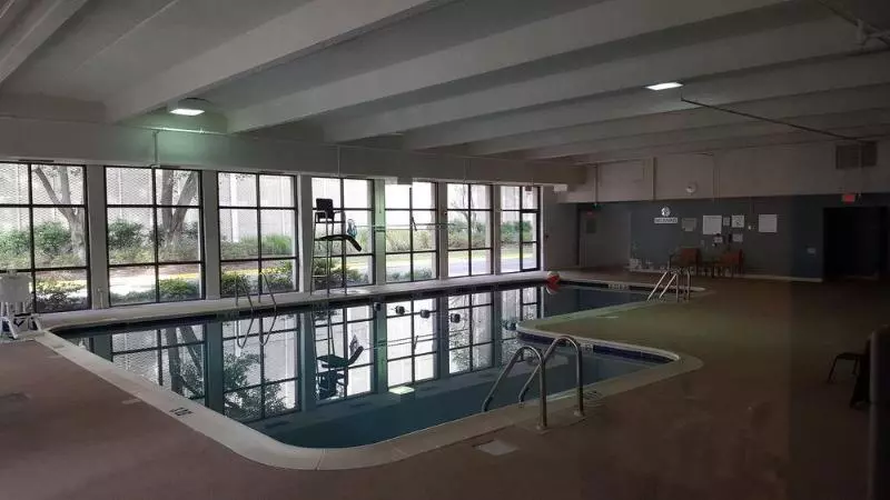 Szálloda Courtyard By Marriott Alexandria Pentagon South