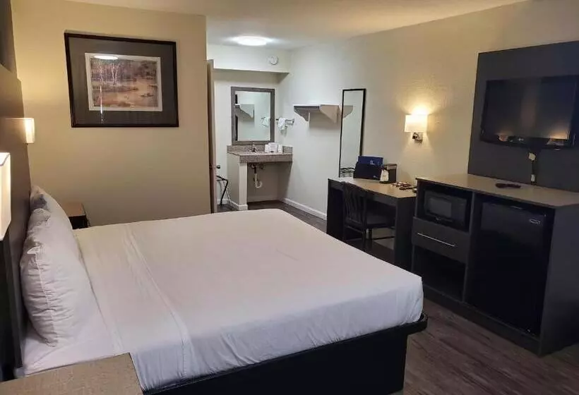 בית מלון כפרי Days Inn By Wyndham Lawton