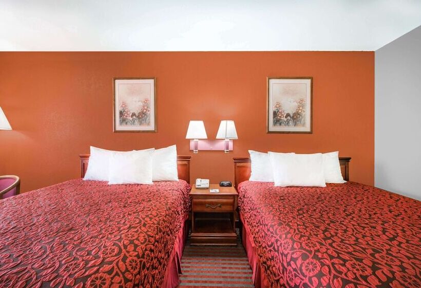 בית מלון כפרי Days Inn By Wyndham Mcallen