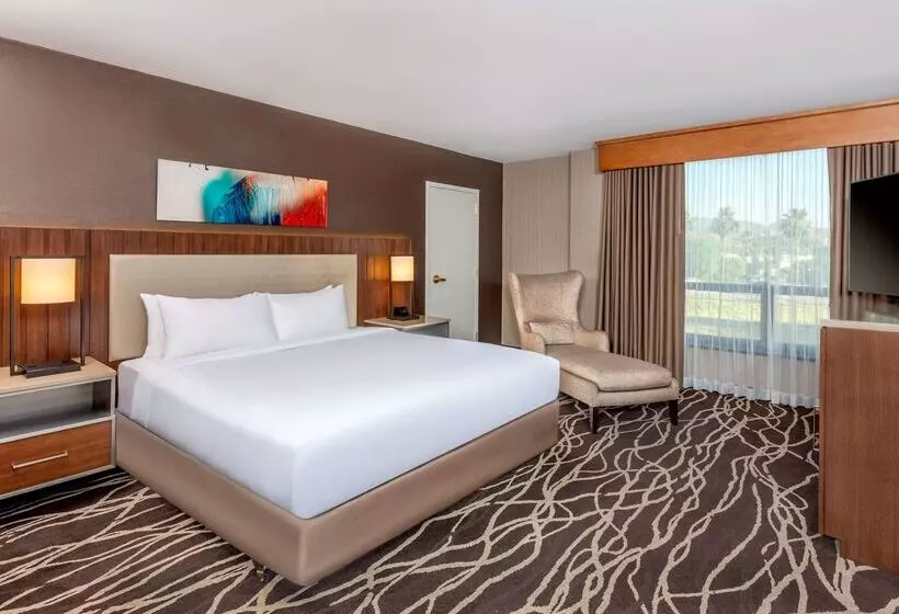 Doubletree By Hilton Hotel San Bernardino