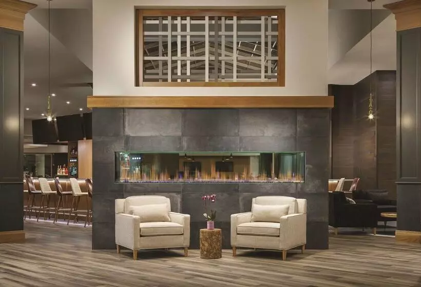בית מלון כפרי Doubletree By Hilton Colorado Springs