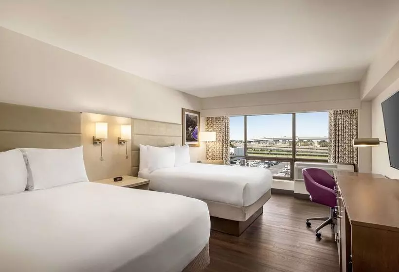 Doubletree By Hilton Hotel New Orleans Airport