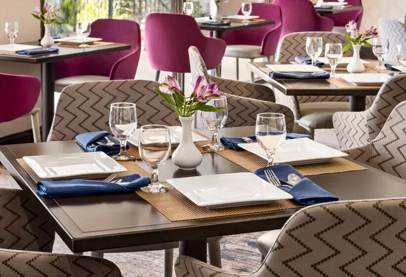 Doubletree By Hilton Hotel New Orleans Airport