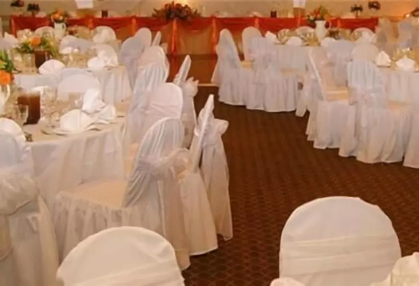 Отель Historic Santa Maria Inn