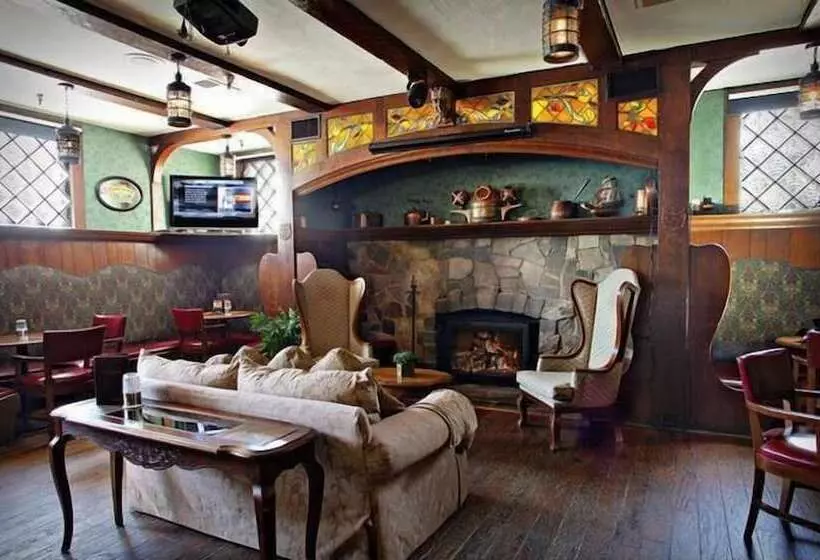 Отель Historic Santa Maria Inn