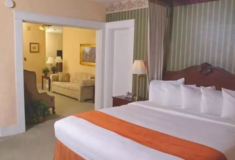 Отель Historic Santa Maria Inn