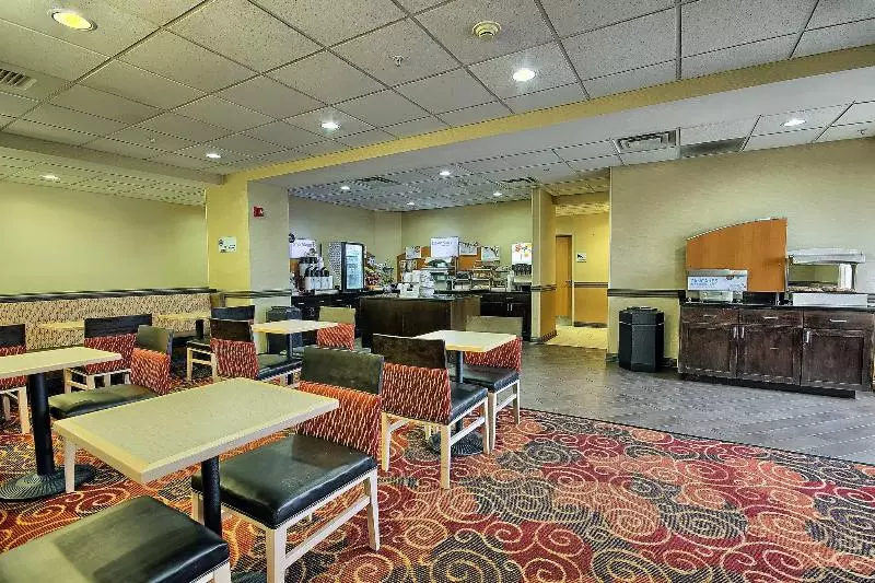 Holiday Inn Express Hotel & Suites Grove City, An Ihg
