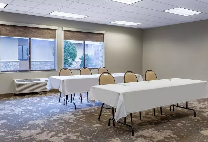 فندق Holiday Inn Rockford, An Ihg