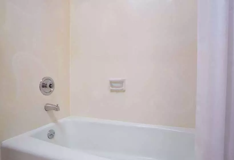 Otel Howard Johnson By Wyndham Brigham City