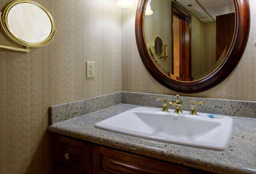 Maverick Hotel And Casino By Red Lion Hotels