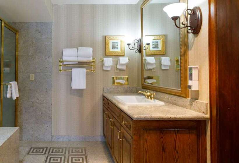 Maverick Hotel And Casino By Red Lion Hotels