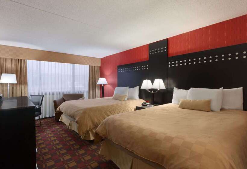 בית מלון כפרי Ramada By Wyndham Rochelle Park Near Paramus