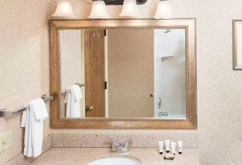 Red Lion Hotel Eureka