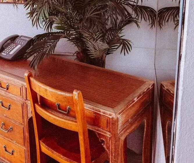 ホテル Royal Grove Waikiki