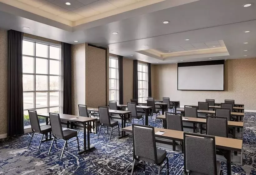 호텔 Sheraton Richmond Airport