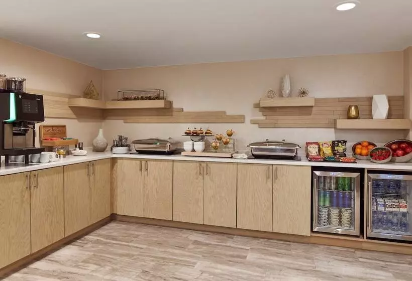 호텔 Sheraton Richmond Airport