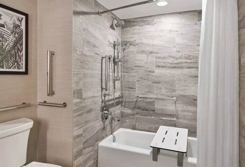 호텔 Sheraton Richmond Airport