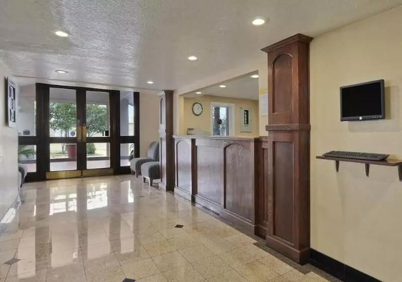 فندق The Inn At Market Square