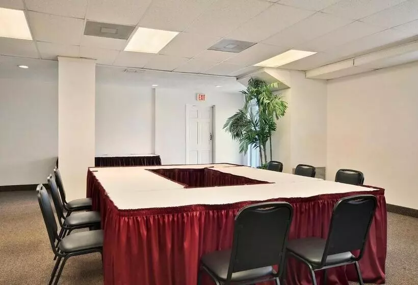 فندق The Inn At Market Square