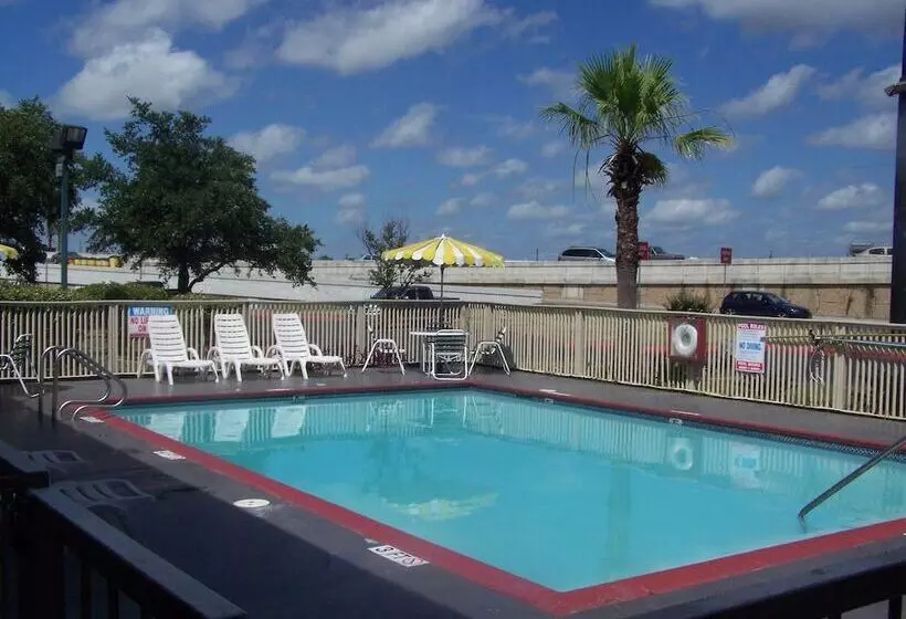 فندق The Inn At Market Square