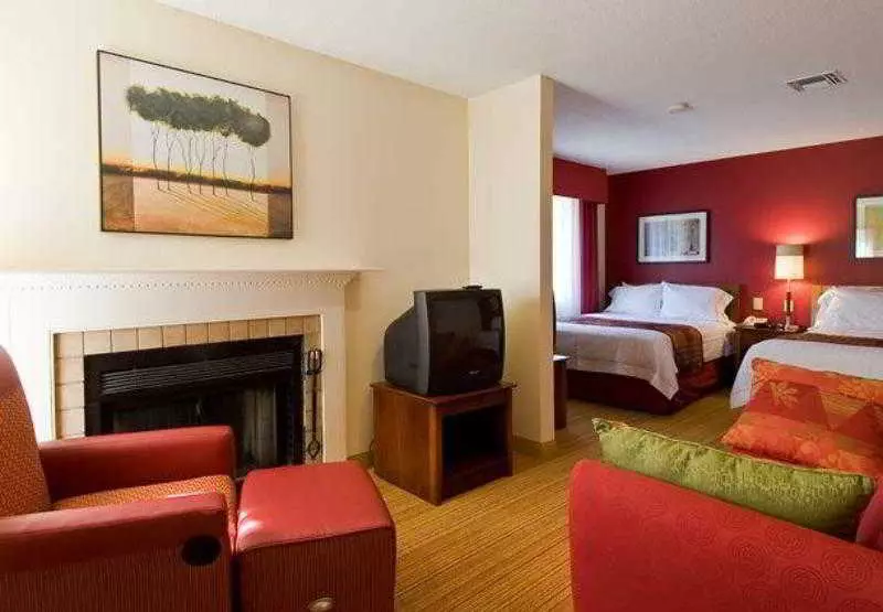 Резиденция Raleigh Midtown