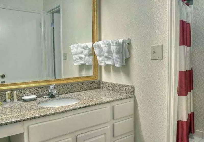 Резиденция Raleigh Midtown