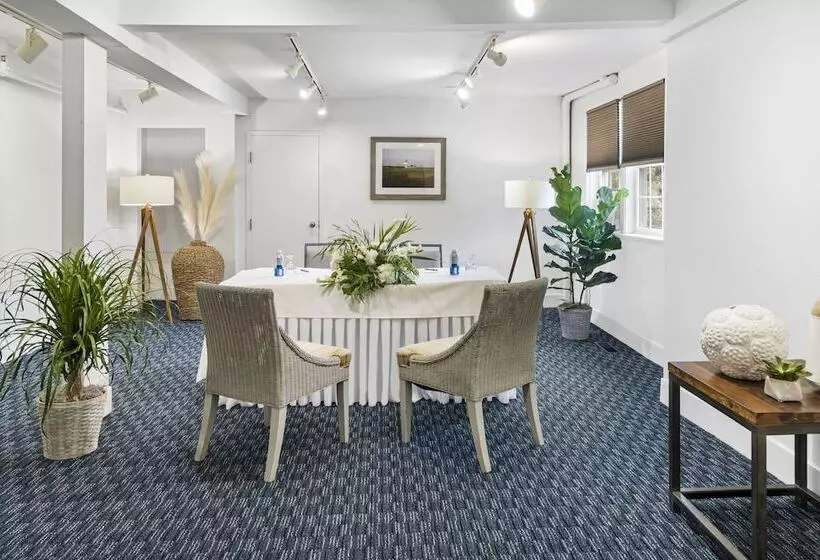 Sea Crest Beach Resort