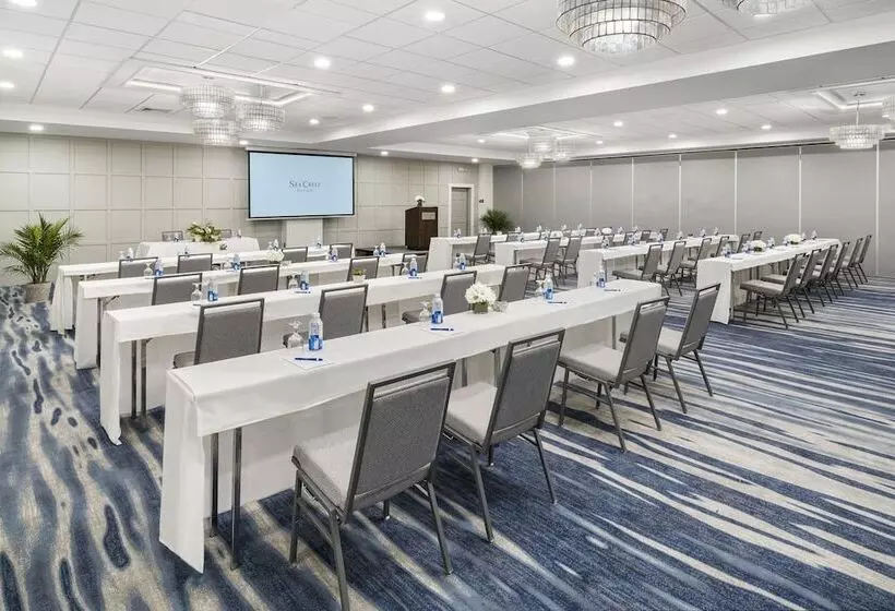 Sea Crest Beach Resort