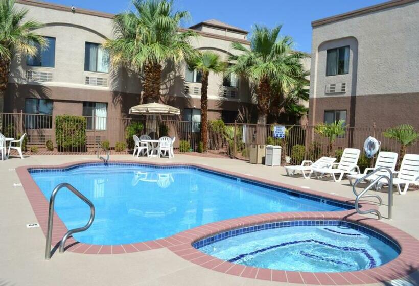 هتل Ambassador Inn St. George