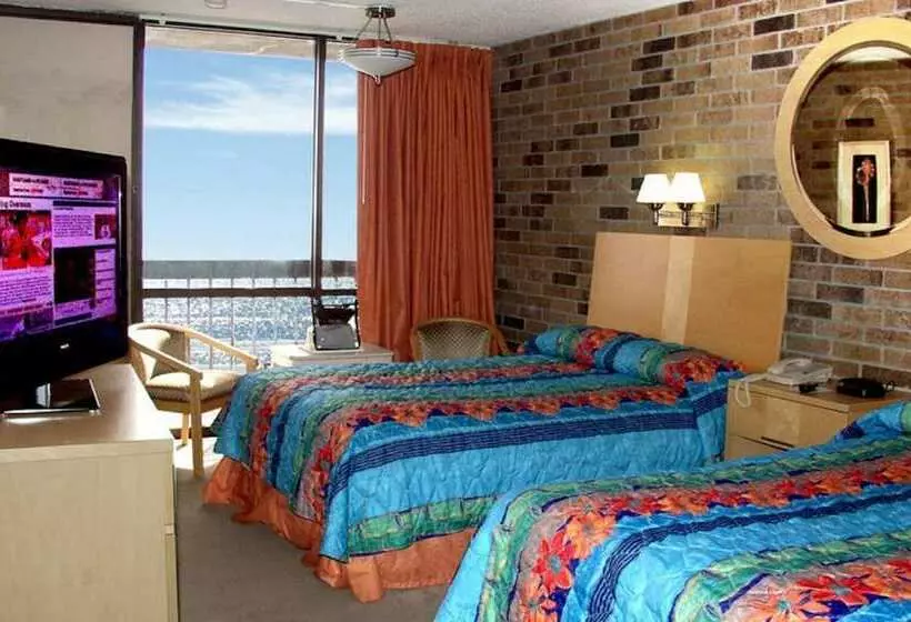 Otel Commodore On The Beach