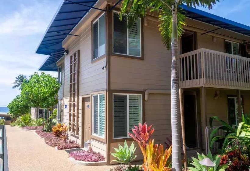 Hotel Days Inn By Wyndham Maui Oceanfront