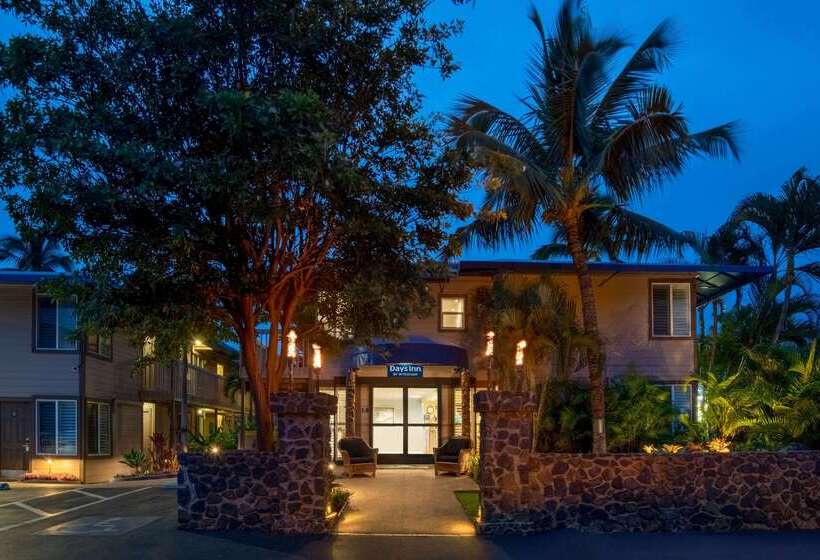 Hotelli Days Inn By Wyndham Maui Oceanfront