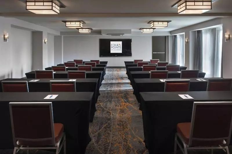 Szálloda Four Points Philadelphia Northeast