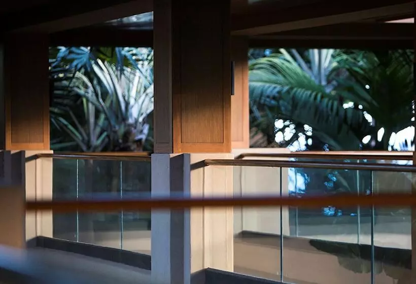 בית מלון כפרי Four Seasons Resort Lana I