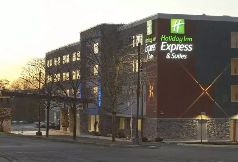 هتل Holiday Inn Express & Suites Johnstown, An Ihg