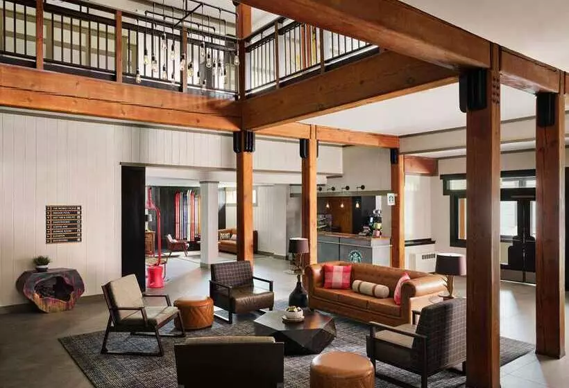 בית מלון כפרי Killington Mountain Lodge, Tapestry Collection By Hilton