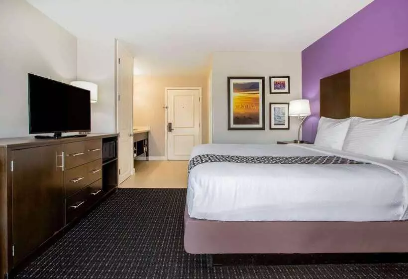 בית מלון כפרי La Quinta By Wyndham Pomona