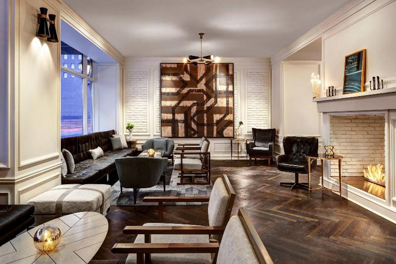 هتل Le Méridien Indianapolis