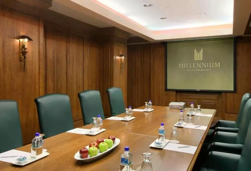 ホテル Millennium Knickerbocker Chicago