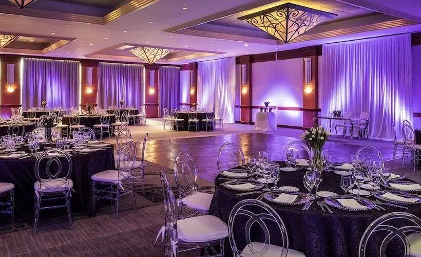 Отель Pullman Miami Airport