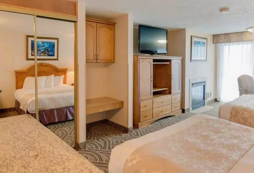 Otel Promenade Inn & Suites Oceanfront