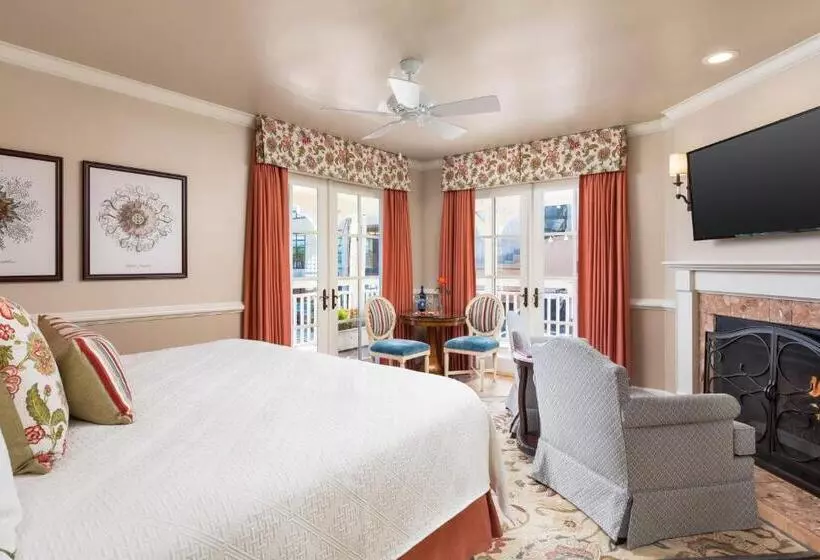 فندق Spindrift Inn