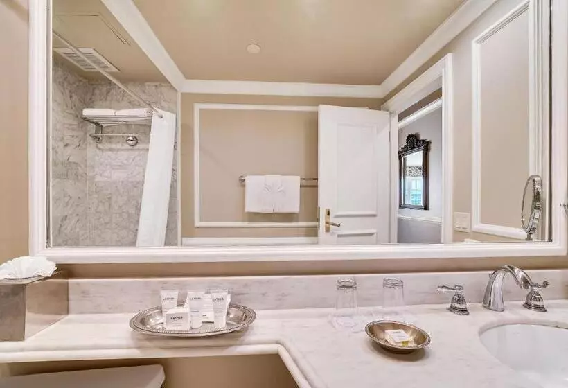 فندق Spindrift Inn