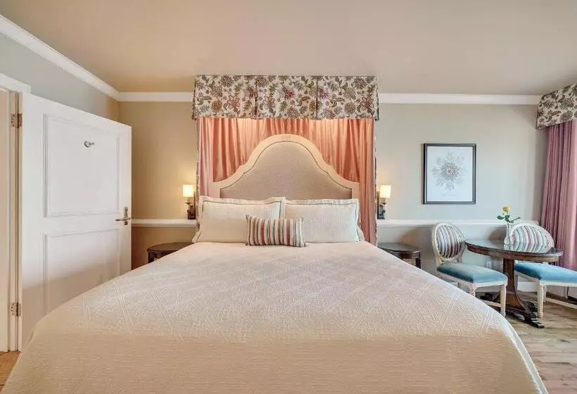 فندق Spindrift Inn