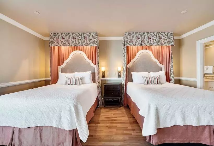 فندق Spindrift Inn