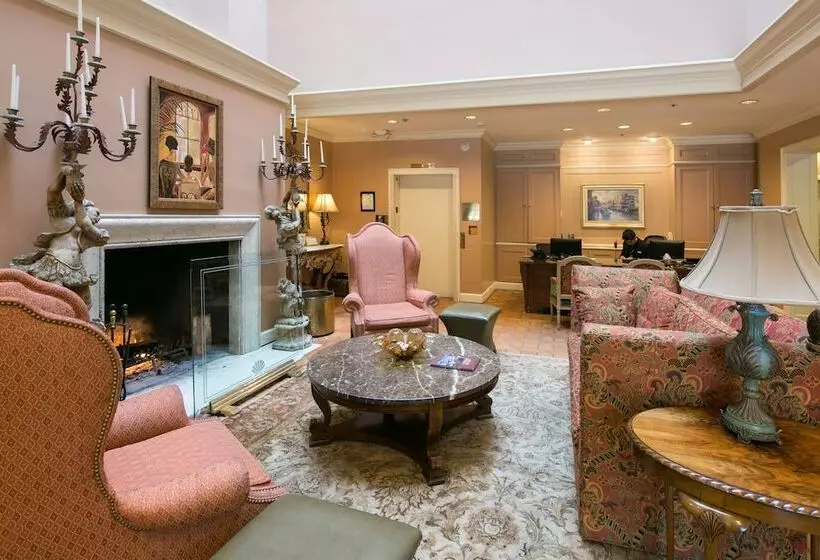 فندق Spindrift Inn