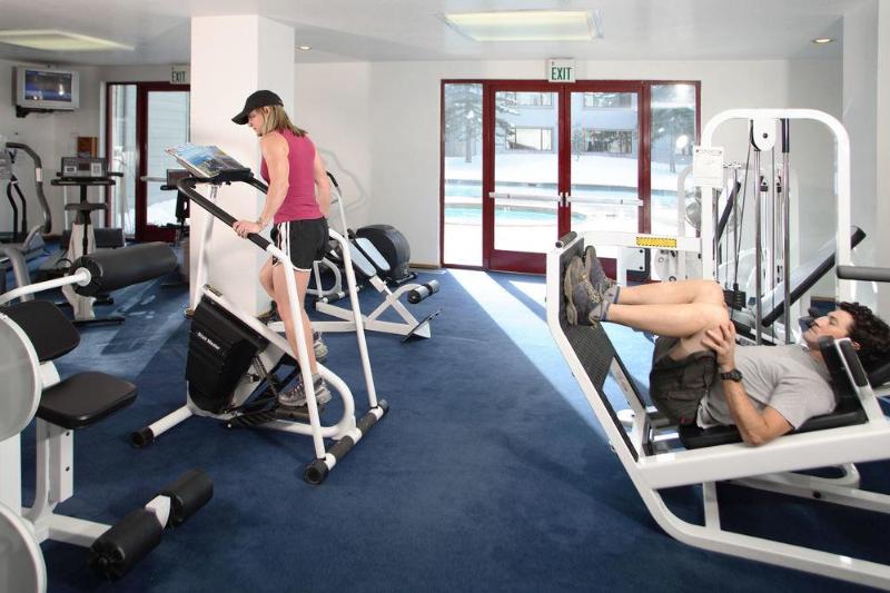 Отель Squaw Valley Lodge