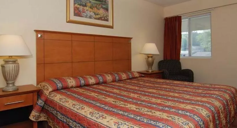 هتل Starlight Inn