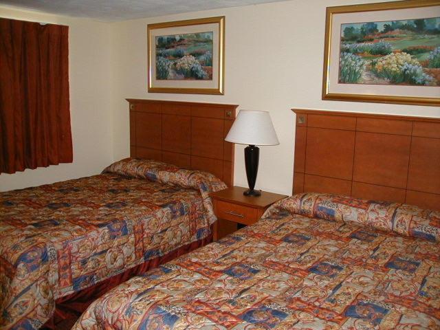 فندق Starlight Inn